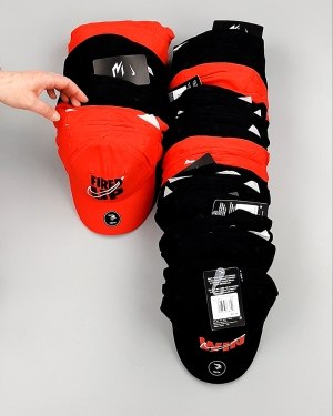 Фотография  673 - Кепки детские CAN 084#5 кг, ЛОТ №7964 оптом в Благовещенске и Амурской области