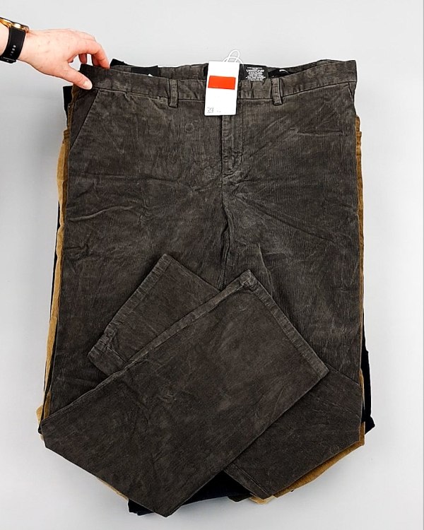 Фотография  866 - Брюки вельветовые м/ж C&A 025#10 кг, ЛОТ №7902 оптом в Благовещенске и Амурской области