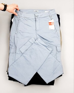 Фотография  214 - Брюки женские лето C&A 025#10 кг, ЛОТ №7895 оптом в Благовещенске и Амурской области