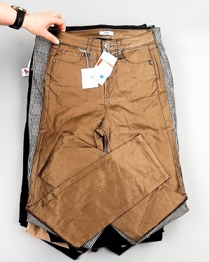 Фотография  443 - Брюки женские лето C&A 025#10 кг, ЛОТ №7892 оптом в Благовещенске и Амурской области