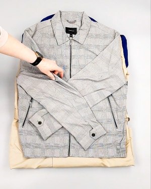 Фотография  218 - Ветровки м/ж C&A 025#10 кг, ЛОТ №7864 оптом в Благовещенске и Амурской области