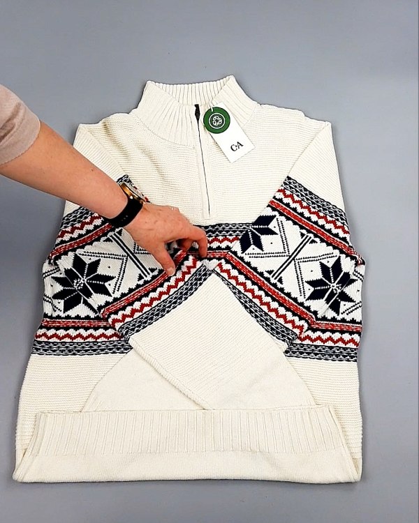 Фотография  566 - Джемпера мужские C&A 025#7 кг, ЛОТ №7891 оптом в Благовещенске и Амурской области