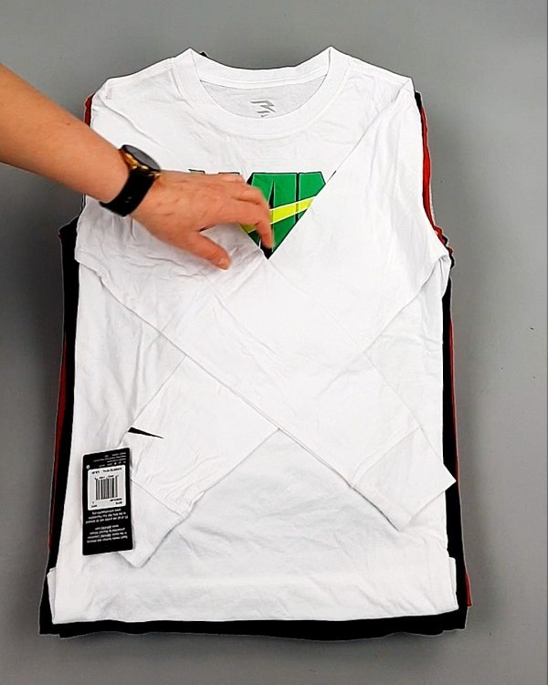 Фотография  211 - Тонковки детские NIKE CAN 084#5 кг, ЛОТ №7970 оптом в Благовещенске и Амурской области