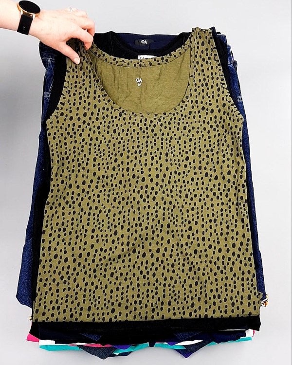 Фотография  871 - C&A Summer mix 022024#15 кг, ЛОТ №7916 оптом в Благовещенске и Амурской области