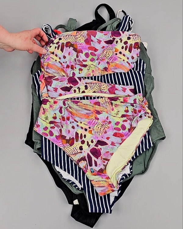 Фотография  405 - Купальники H&M#5 кг оптом в Благовещенске и Амурской области