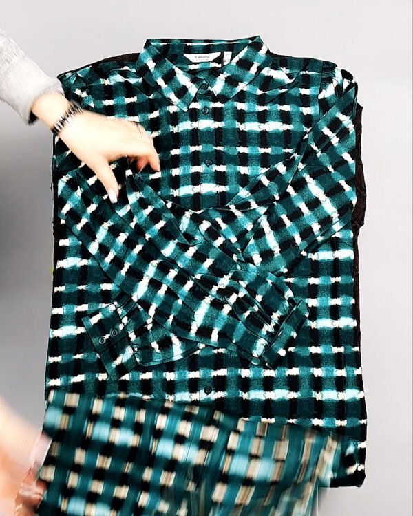 Фотография  541 - B.YOUNG Summer mix 035#15 кг, ЛОТ №8201 оптом в Благовещенске и Амурской области