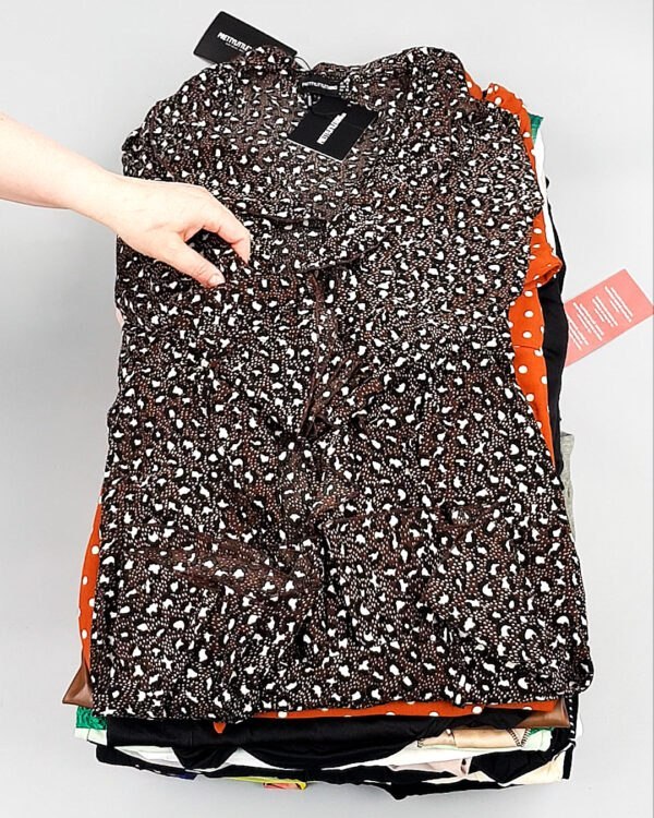 Фотография  650 - Платья Англия СТОК лето#10 кг оптом в Благовещенске и Амурской области