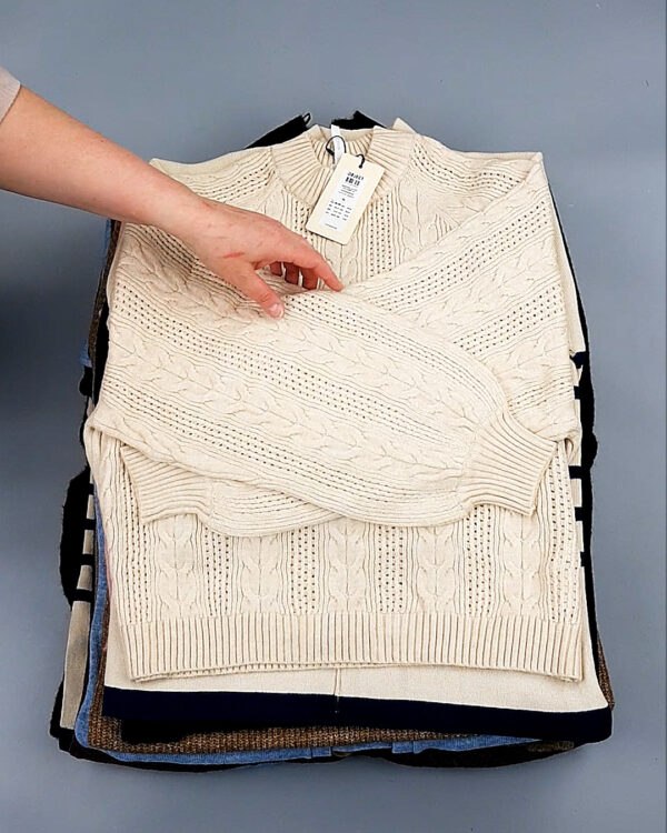 Фотография  560 - Джемпера Bestseller+DK 035#7 кг, ЛОТ №8258 оптом в Благовещенске и Амурской области