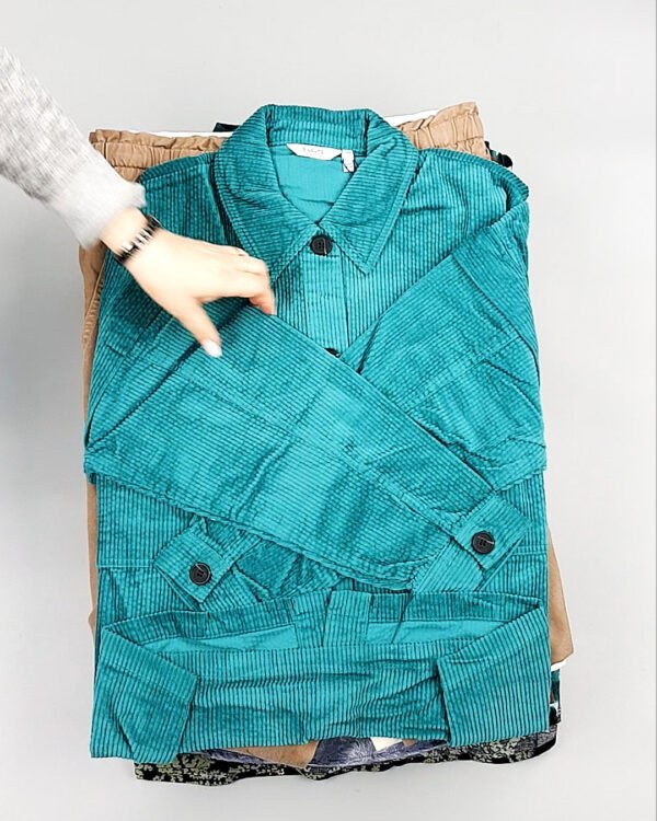 Фотография  383 - B.YOUNG Summer mix 035#15 кг, ЛОТ №8202 оптом в Благовещенске и Амурской области