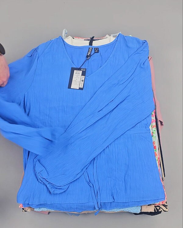 Фотография  337 - PIECES Summer mix 045#15 кг, ЛОТ №8421 оптом в Благовещенске и Амурской области