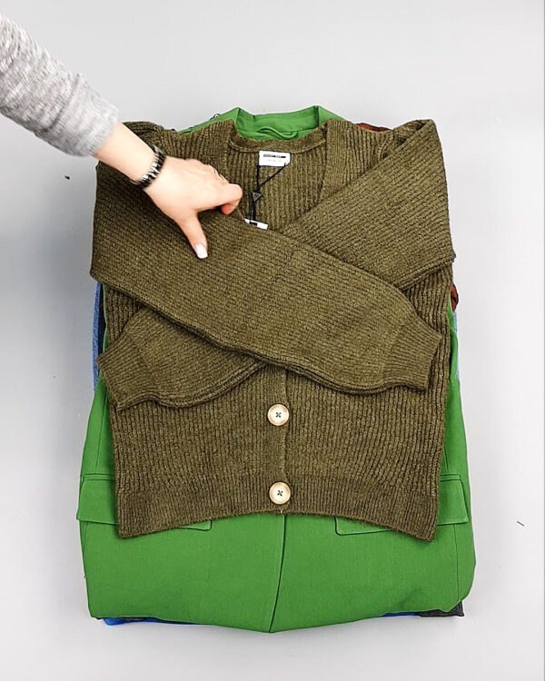 Фотография  799 - Bestseller+DK Summer mix 035#15 кг, ЛОТ №8234 оптом в Благовещенске и Амурской области