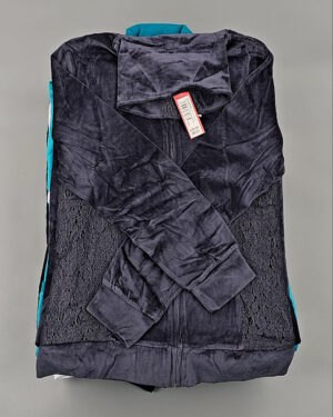 Купить Спортивные костюмы  AD83#10 шт, ЛОТ №8638 оптом в Благовещенске и Амурской области