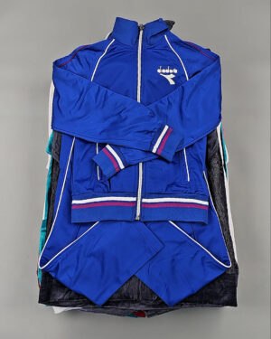 Купить Спортивные костюмы  AD83#10 шт, ЛОТ №8642 оптом в Благовещенске и Амурской области