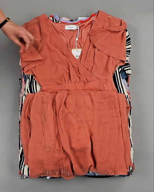 Фотография  632 - Платья VILA Summer 045#5 кг, ЛОТ №8619 оптом в Благовещенске и Амурской области