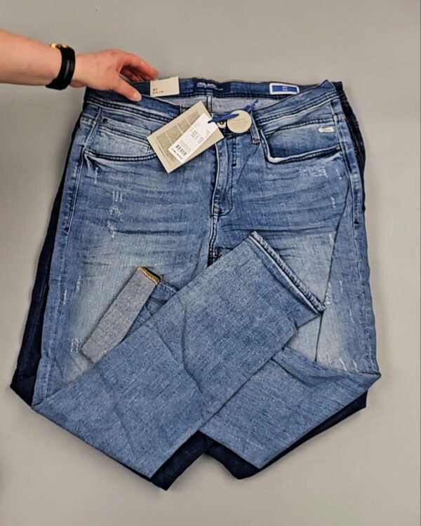 Фотография  884 - Джинсы BLEND HE 045#5 кг, ЛОТ №8685 оптом в Благовещенске и Амурской области