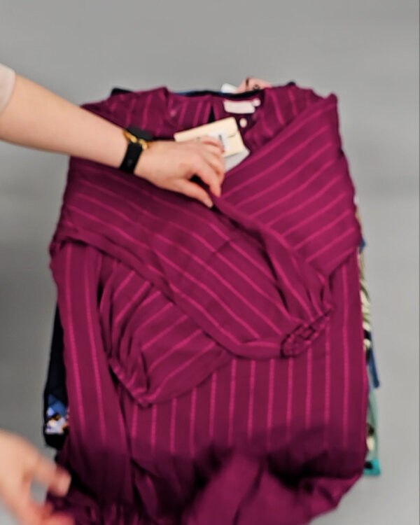 Фотография  905 - ONLY Summer mix 045#15 кг, ЛОТ №8514 оптом в Благовещенске и Амурской области