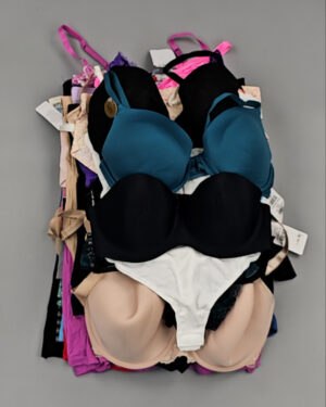 Купить Купальники Nordstrom 124#2,8 кг, ЛОТ №8490 оптом в Благовещенске и Амурской области