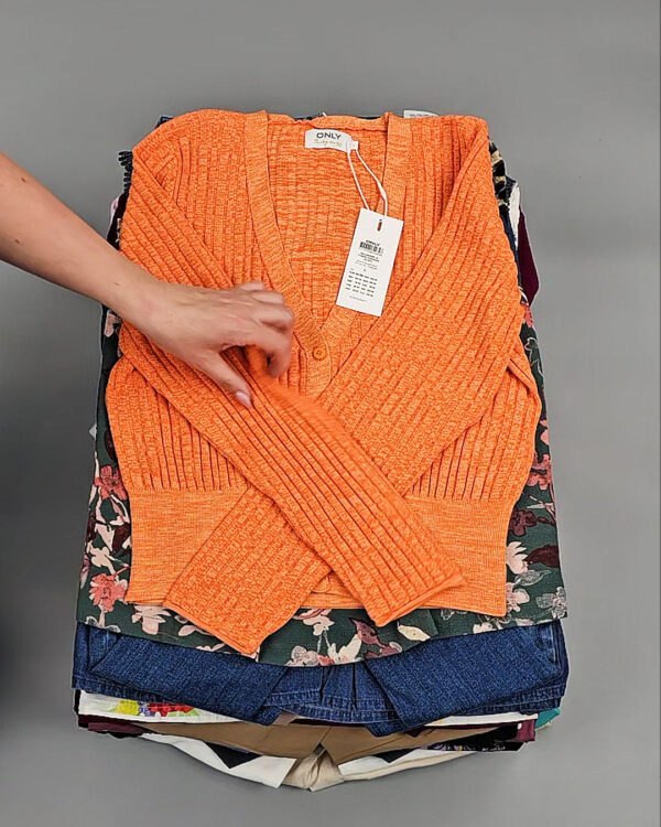 Фотография  622 - ONLY Summer mix 045#15 кг, ЛОТ №8456 оптом в Благовещенске и Амурской области