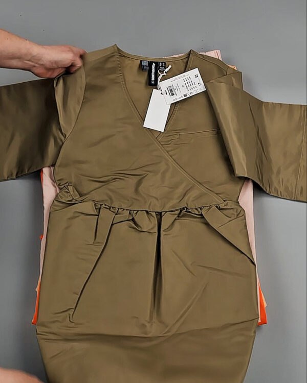 Фотография  989 - SOMETHINGNEW Summer mix 045#6,2 кг, ЛОТ №8497 оптом в Благовещенске и Амурской области