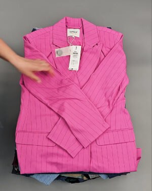 Фотография  924 - ONLY Summer mix 045#15 кг, ЛОТ №8458 оптом в Благовещенске и Амурской области