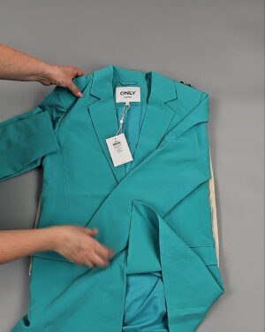 Фотография  946 - ONLY Summer mix 045#15 кг, ЛОТ №8456 оптом в Благовещенске и Амурской области