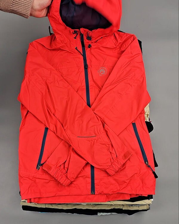 Фотография  178 - Ветровки женские#25 кг, ЛОТ № ВК0086 оптом в Благовещенске и Амурской области