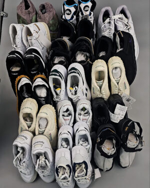 Купить Кроссовки Reebok#23 шт, ЛОТ №8895 оптом в Благовещенске и Амурской области