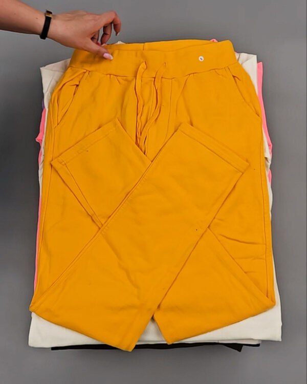 Фотография  211 - CIRCUS mix #11,9 кг, ЛОТ №8805 оптом в Благовещенске и Амурской области