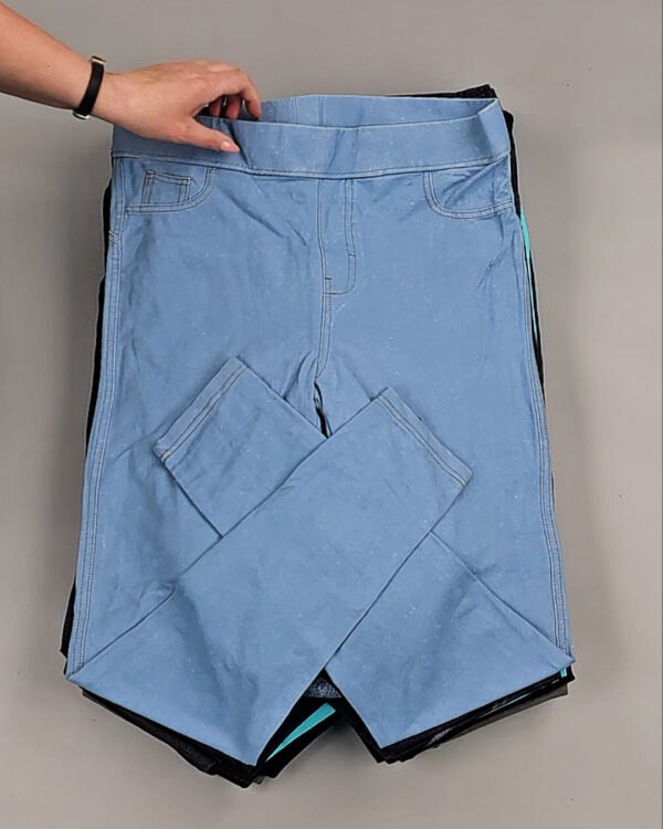 Фотография  402 - Легинсы#25 кг, ЛОТ № ВК0087 оптом в Благовещенске и Амурской области