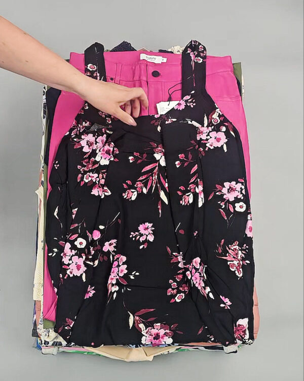 Фотография  971 - B.YOUNG Summer mix 045#17 кг оптом в Благовещенске и Амурской области