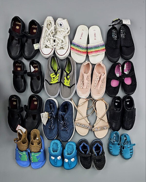 Фотография  744 - Обувь лето дети крем+экстра (SHOES Summer kids Cream+Extra)#15 кг, ЛОТ № ВК0119 оптом в Благовещенске и Амурской области