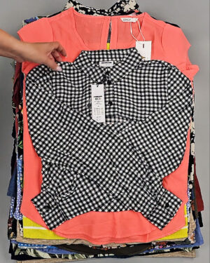 Фотография  594 - Блузки+Джемпера Bestseller Summer 045 B#8,5 кг, ЛОТ №9041 оптом в Благовещенске и Амурской области