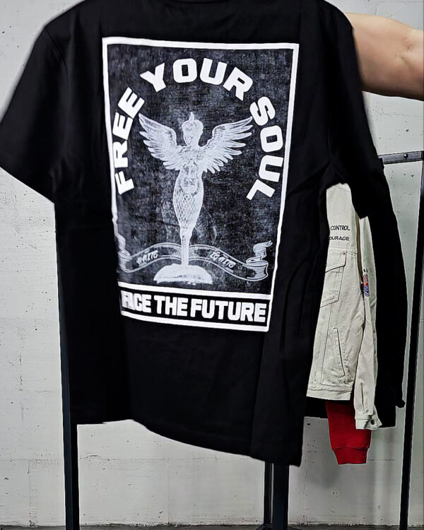 Фотография  151 - McQ 075#5,4 кг, ЛОТ №9081 оптом в Благовещенске и Амурской области