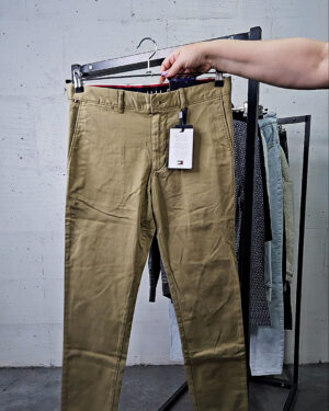 Фотография  805 - LACOSTE, CALVIN KLEIN, TOMMY HILFIGER, GUESS + 075#20 шт, ЛОТ №9072 оптом в Благовещенске и Амурской области