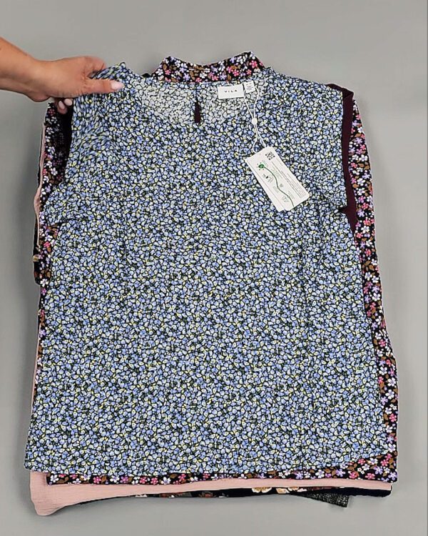 Фотография  256 - Блузки+Джемпера Bestseller Summer 045 B#8,5 кг, ЛОТ №9040 оптом в Благовещенске и Амурской области