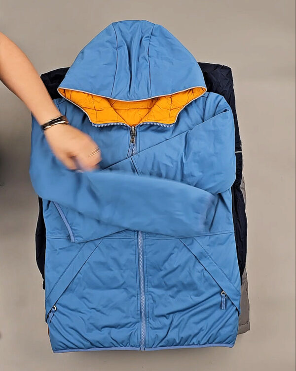 Фотография  851 - Верхняя одежда СТОК дети 065#10 кг, ЛОТ СТ-9342 оптом в Благовещенске и Амурской области