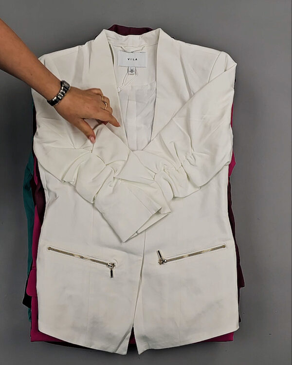 Фотография  728 - Толстовки+Верхняя одежда Bestseller Summer 045 B#7,2 кг, ЛОТ СТ-9323 оптом в Благовещенске и Амурской области