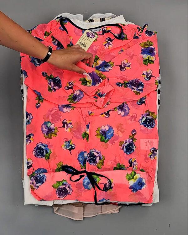 Фотография  443 - Блузки Корея 085#5 кг оптом в Благовещенске и Амурской области