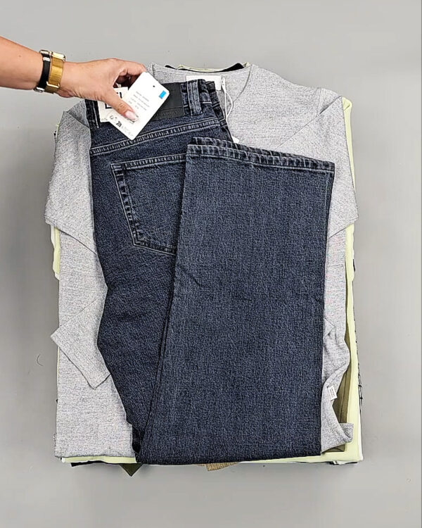 Фотография  731 - CASUAL FRIDAY Summer 075#15,6 кг, ЛОТ № СТ-9273 оптом в Благовещенске и Амурской области