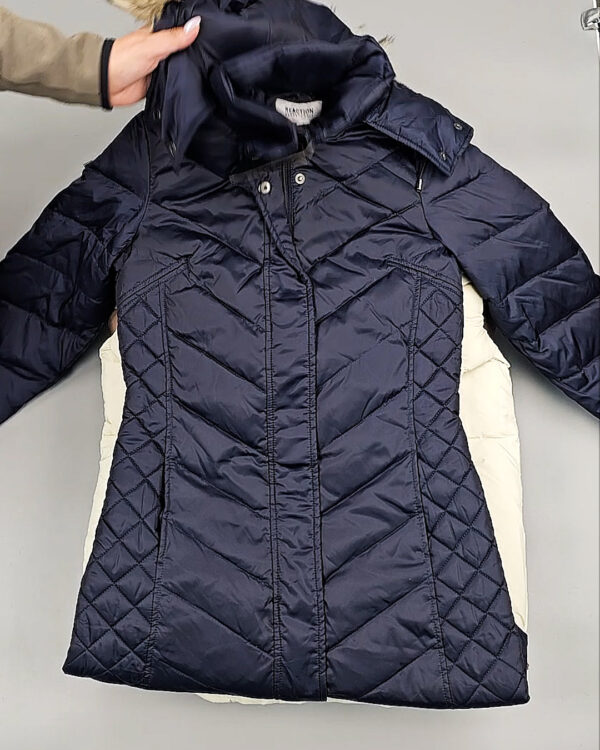 Фотография  310 - Верхняя одежда женская CAN 104#15 кг, ЛОТ СТ-9353 оптом в Благовещенске и Амурской области