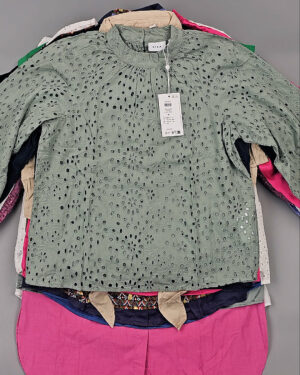 Купить Блузки VILA Summer 045#5 кг, ЛОТ СТ-9591 оптом в Благовещенске и Амурской области