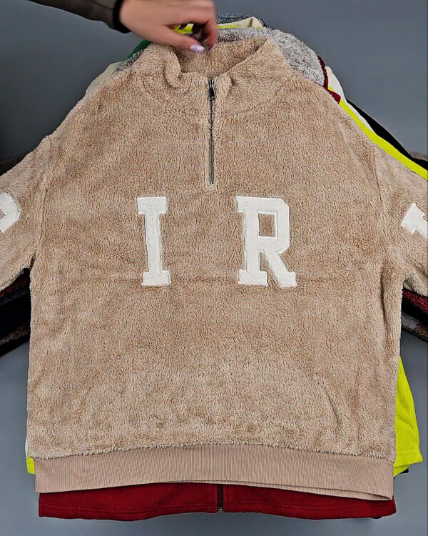 Фотография  430 - Флис#20 кг, ЛОТ № СХ-0176 оптом в Благовещенске и Амурской области