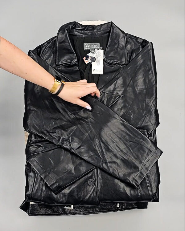 Фотография  865 - Ветровки женские CAN 104#11,5 кг, ЛОТ СТ-9402 оптом в Благовещенске и Амурской области