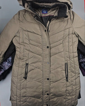 Фотография  796 - Куртки#25 кг, ЛОТ № СХ-0169 оптом в Благовещенске и Амурской области