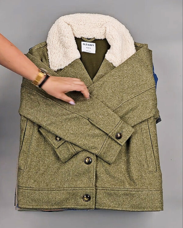 Фотография  145 - Ветровки женские CAN 104#12 кг оптом в Благовещенске и Амурской области