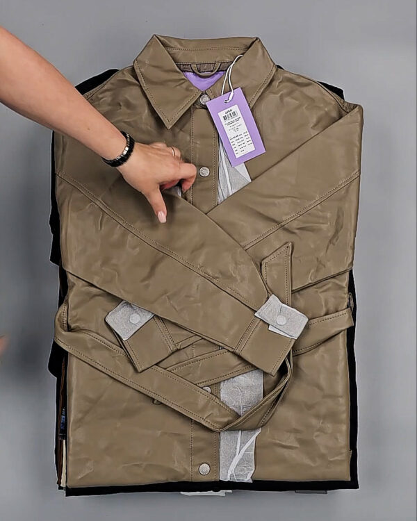 Фотография  705 - Ветровки Bestseller+DK 035#10 кг, ЛОТ СТ-9399 оптом в Благовещенске и Амурской области