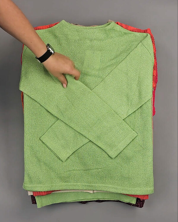 Фотография  934 - Джемпера DK COMPANY 045 B#7 кг, ЛОТ СТ-9509 оптом в Благовещенске и Амурской области