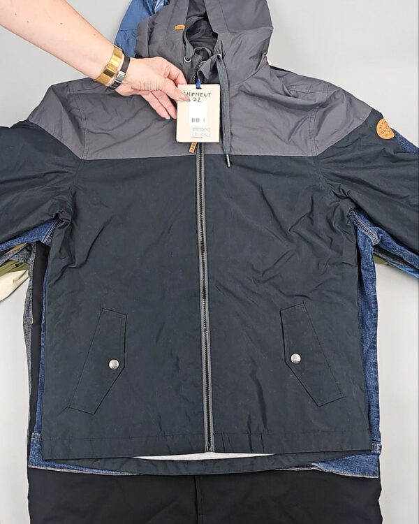 Фотография  257 - Ветровки BLEND HE + 075#10 кг, ЛОТ СТ-9569 оптом в Благовещенске и Амурской области