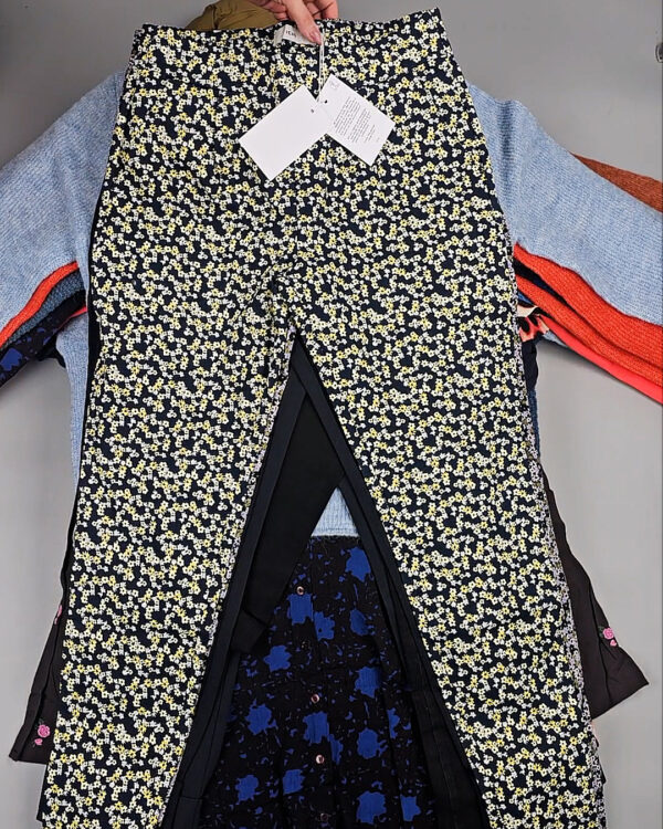 Фотография  931 - ICHI Winter mix 104#15 кг, ЛОТ СТ-9594 оптом в Благовещенске и Амурской области