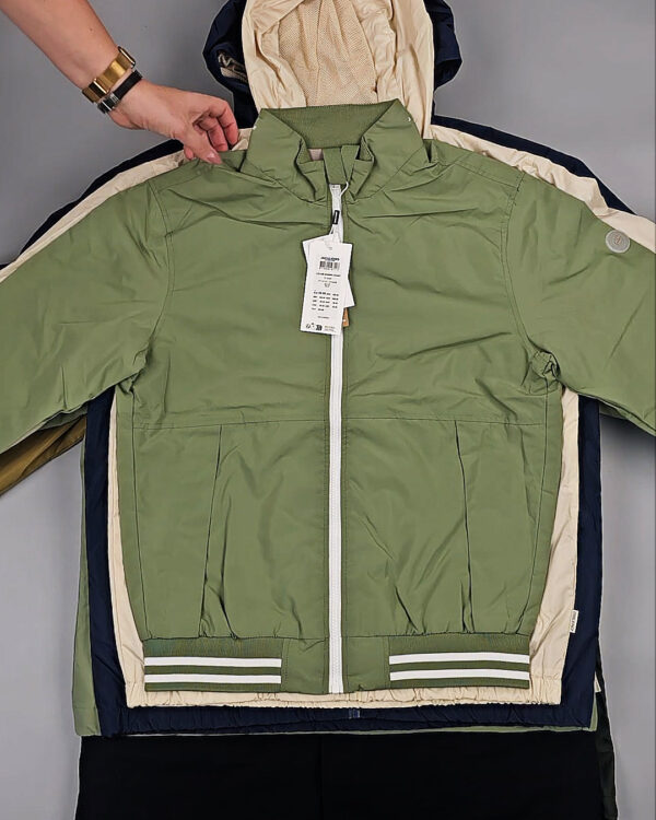 Фотография  258 - Ветровки BLEND HE + 075#10,3 кг, ЛОТ СТ-9570 оптом в Благовещенске и Амурской области